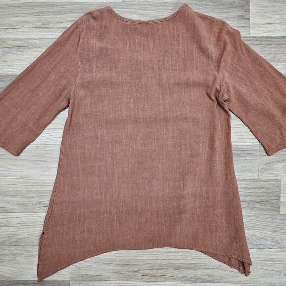 Simply Noelle Womens Blouse Terracotta Brown Medium High Low Layers Butttons 3/4 - Picture 10 of 10